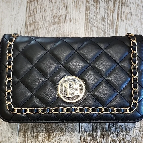 Badgley Mischka Black and Gold Quilted Chain Bag - Picture 1 of 9